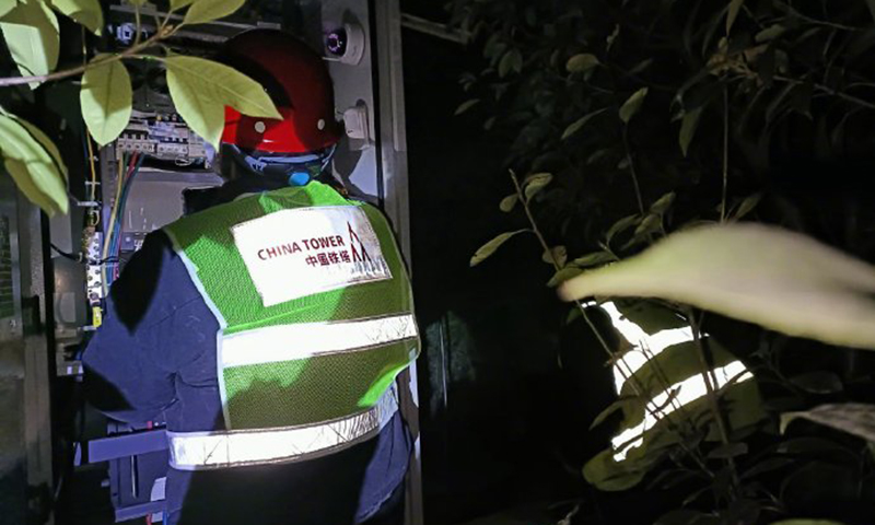 并協助三家電信運營企業連夜進行設備掛載和網絡開通，提前完成市疫情防控指揮部門對通信網絡保障的緊急需求。