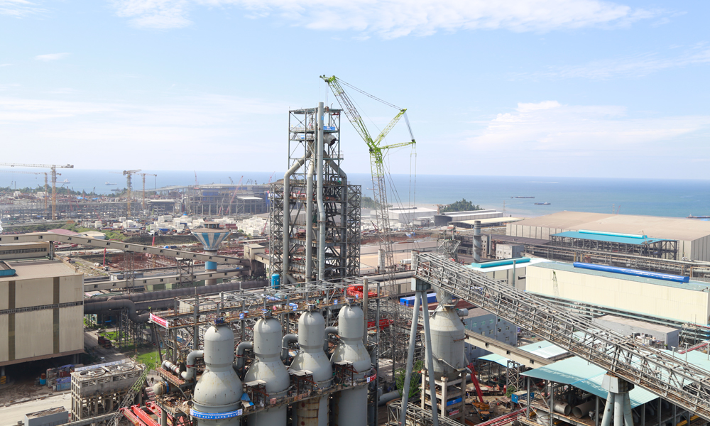 中國五礦承建的印度尼西亞德信鋼廠是目前印尼生產規模最大、工藝最先進的鋼廠。建成后將成為印尼規模最大的普碳鋼生產基地，帶動5000多名當地員工在鋼廠就業，并為當地上、中、下游產業提供上萬個就業崗位。