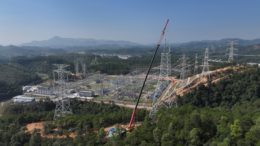 500千伏廣東云浮云城輸變電工程預計年底前建成，投產后，可進一步優化網架結構，提升粵西地區海上風電等清潔能源送電大灣區能力。