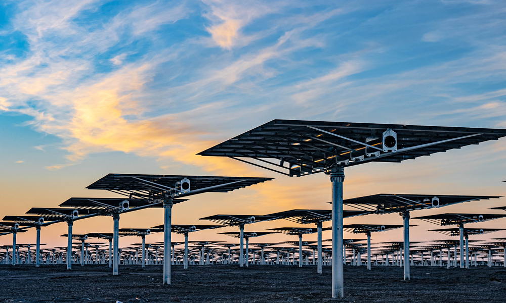 中國綠發甘肅金塔多能互補基地項目于2022年7月5日被納入國家第二批以沙漠、戈壁、荒漠地區為重點的大型風電光伏基地建設項目清單。