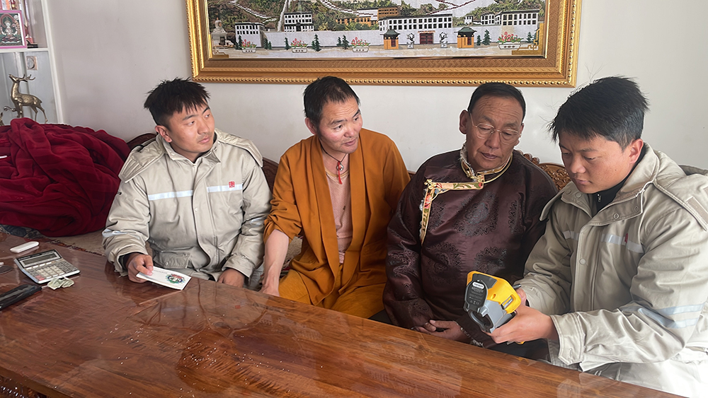 ffd3605220a1f44df67a8cbbfd10ca5a.jpg ffd3605220a1f44df67a8cbbfd10ca5a.jpg